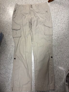 Womens Casual Cargo Pants in Light Khaki
